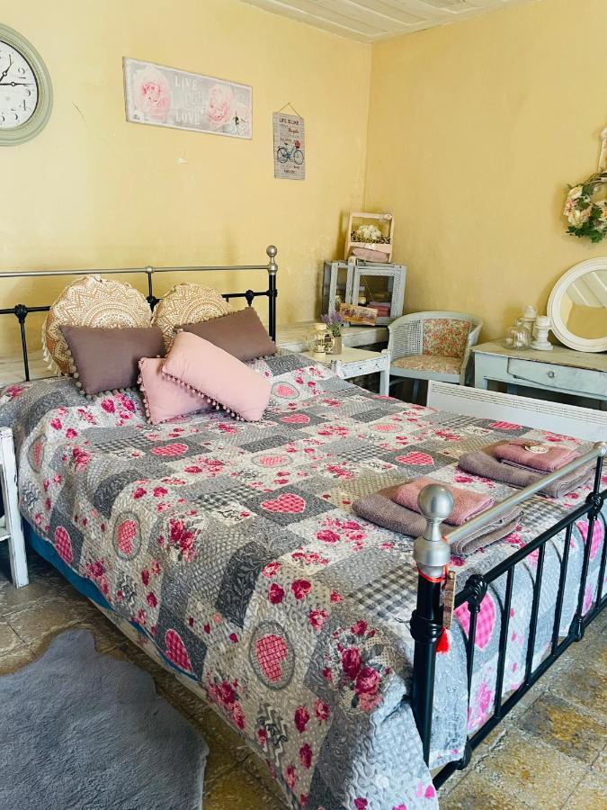 Holiday House โปรโดรมอส ภายนอก รูปภาพ