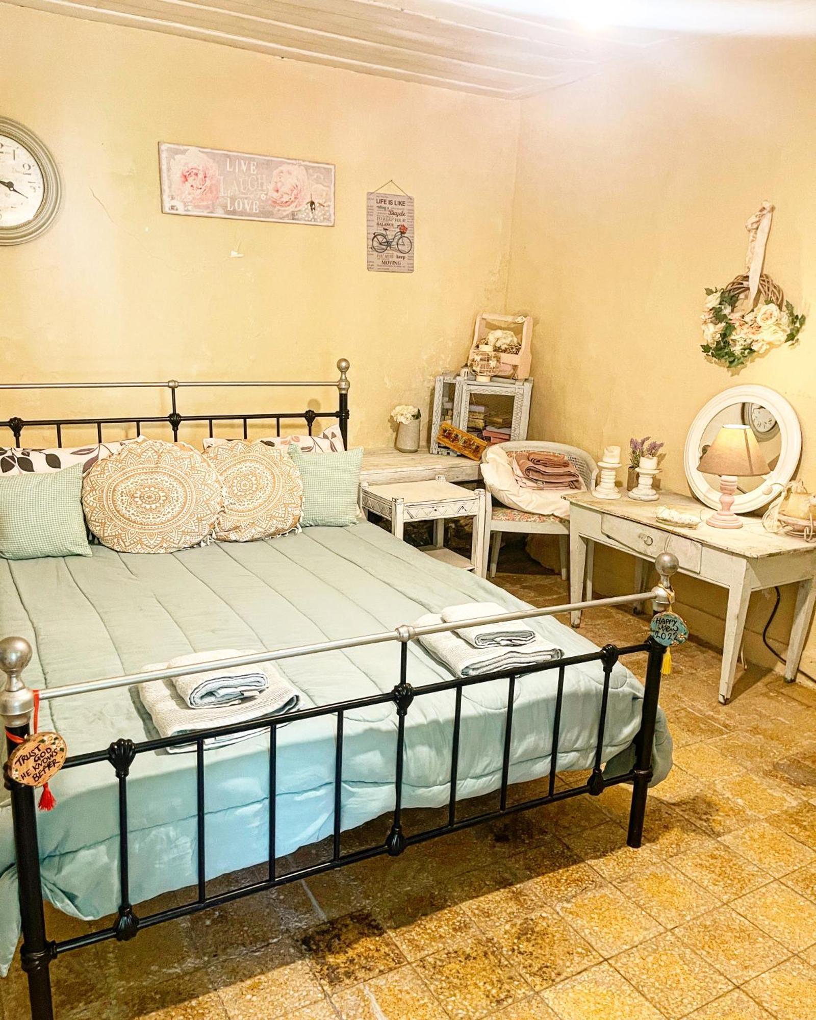 Holiday House โปรโดรมอส ภายนอก รูปภาพ